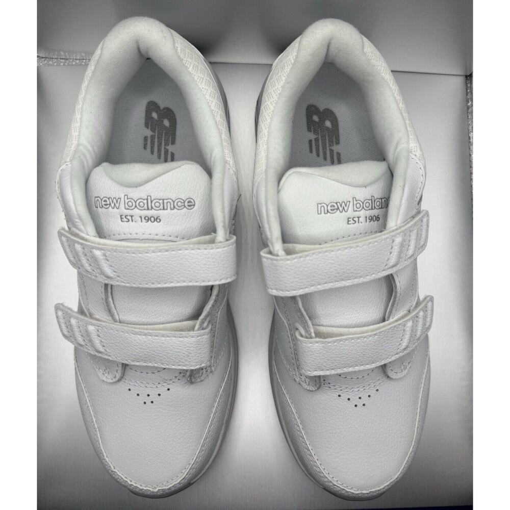 New Balance 928v3 White Leather Strap Orthopedic Shoes - Mens 5.5, Women's 7